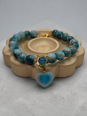 Handmade Wire-Wrapped Blue Bead Frosted Heart Charm Bracelet